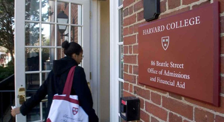 如何从印度进入哈佛大学